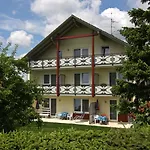Πανσιόν Fohrenberg Ewattingen