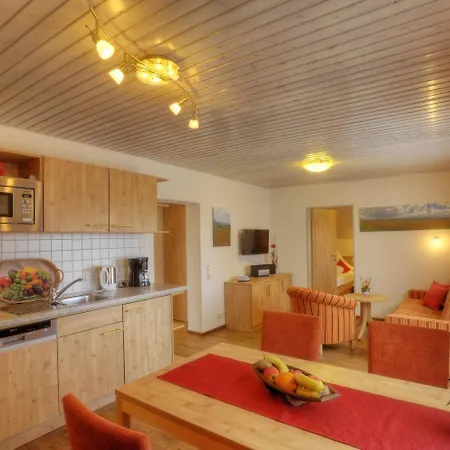 Fohrenberg 게스트하우스 Ewattingen